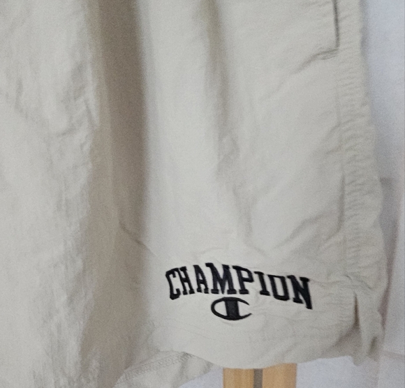 Champion Woven Shorts - Picture 5 of 5